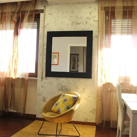 Capital House Apartment *